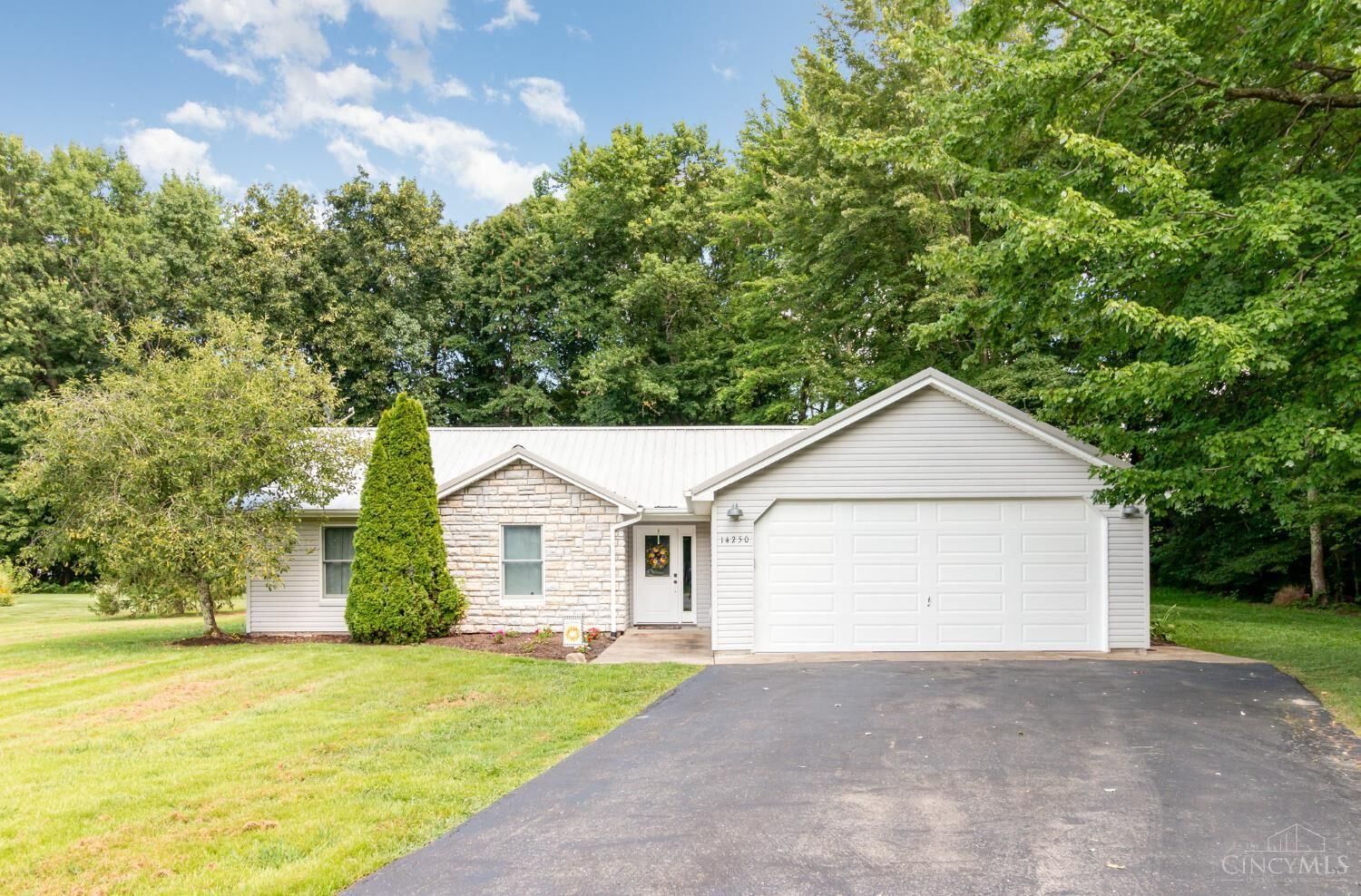 Property Photo: 14250 Sonny Lane OH 45176