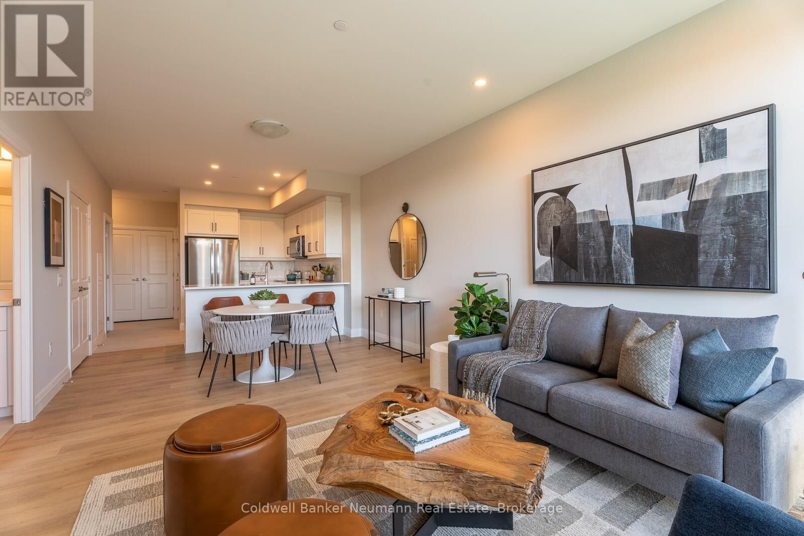 Property Photo:  1882 Gordon Street 215  ON N1L 0P6 