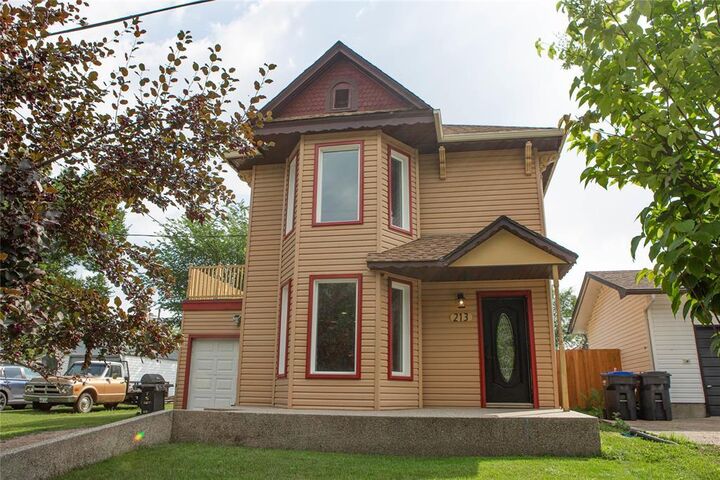 213 Dickson Street South  Souris MB R0K 2C0 photo