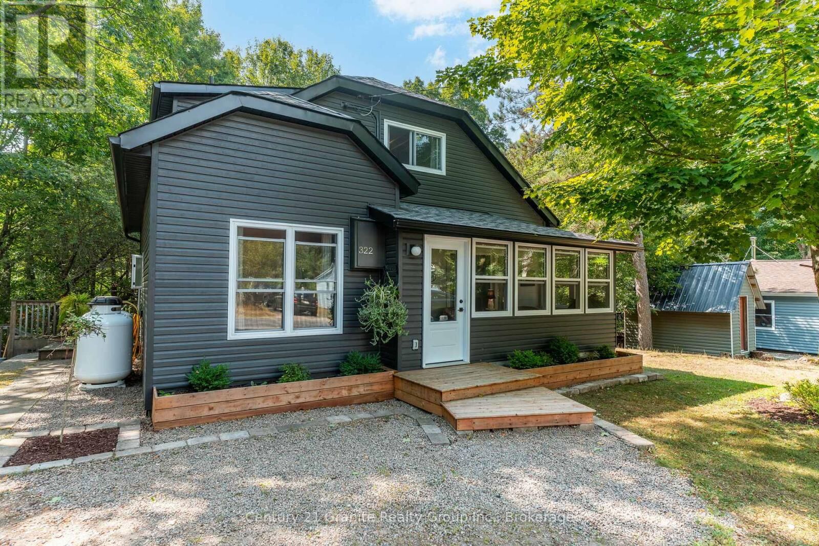Property Photo:  322 Highland Street  ON K0M 1S0 