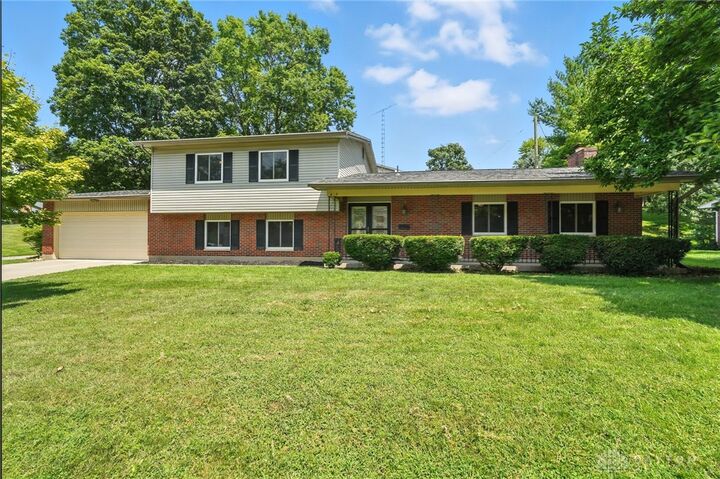 Property Photo:  836 Cascade Drive  OH 45431 