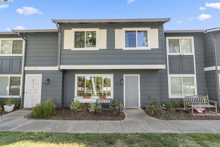 1479 Spring Valley Cmn  Livermore CA 94551 photo