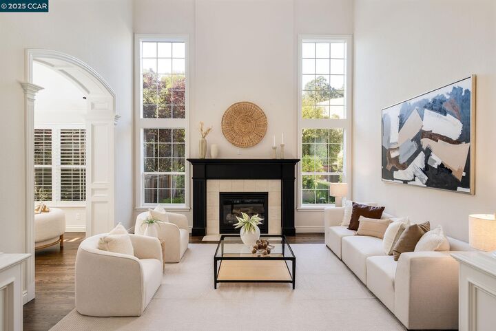 Property Photo:  51 Brightwood Cir  CA 94506 