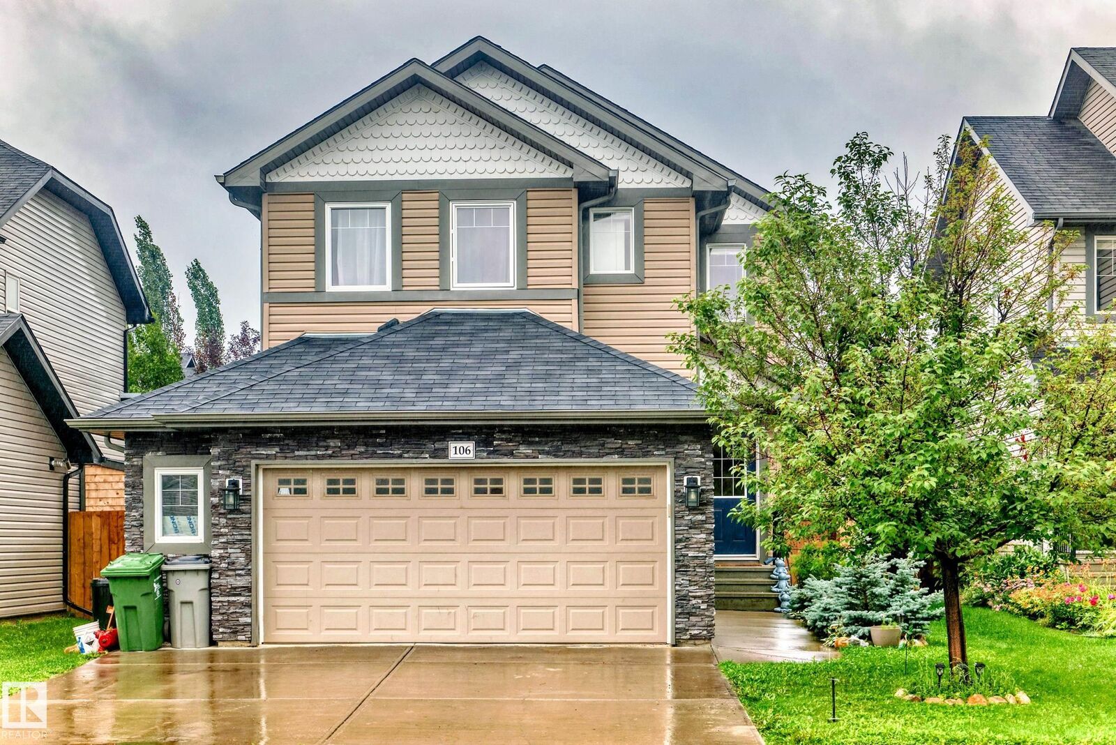 Property Photo:  106 Rue Monique  AB T4X 0G3 