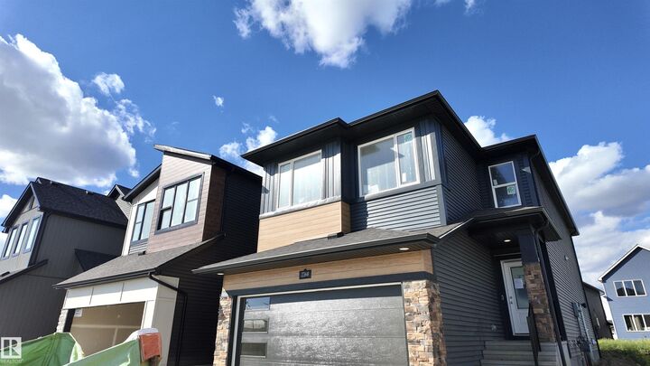 2368 Muckleplum Way SW  Edmonton AB T6X 3K1 photo
