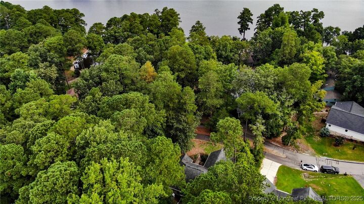 Property Photo: 1401 Pennsylvania Avenue NC 27332