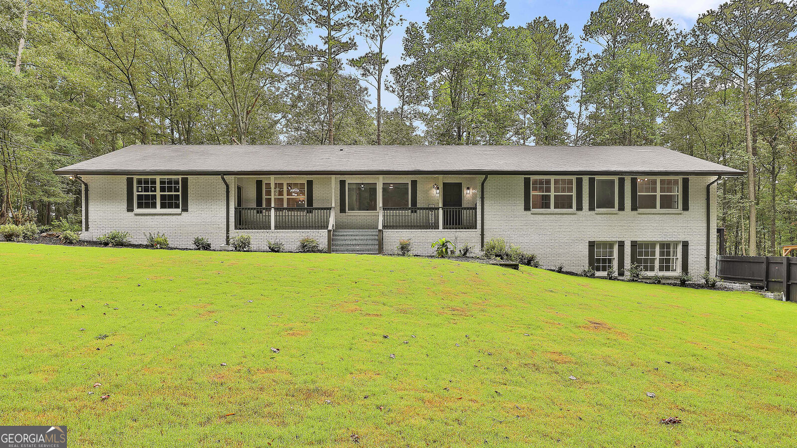 Property Photo:  134 Franjoy Lane  GA 30214 