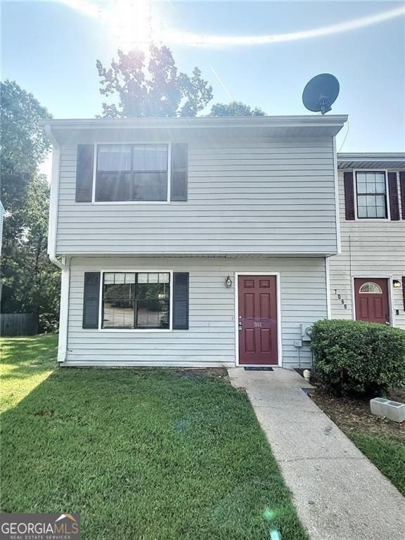 Property Photo:  7066 Oakhill Circle  GA 30168 