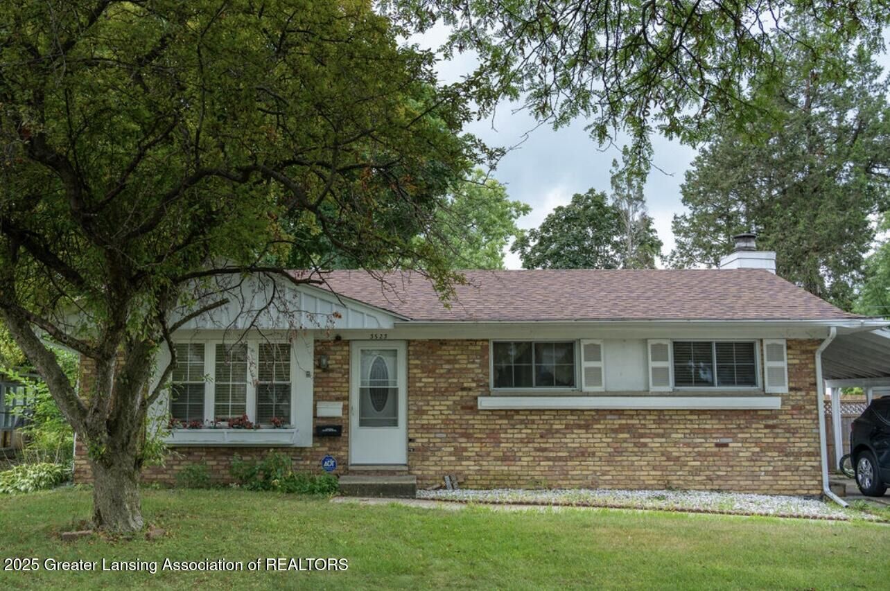 Property Photo: 3523 Lucie Street MI 48911