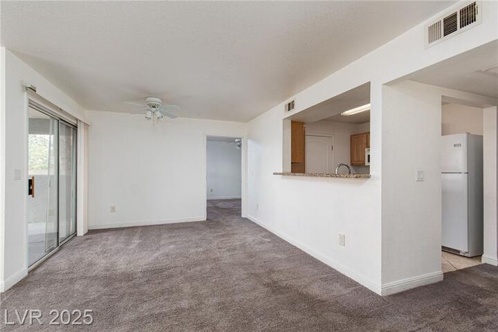 Property Photo:  5055 West Hacienda Avenue 1103  NV 89118 