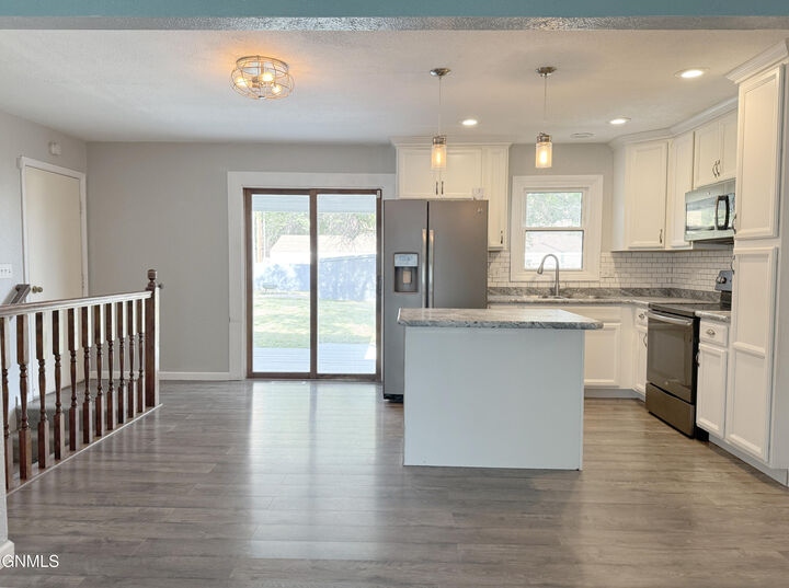 Property Photo:  2105 St Joseph Drive  ND 58501 