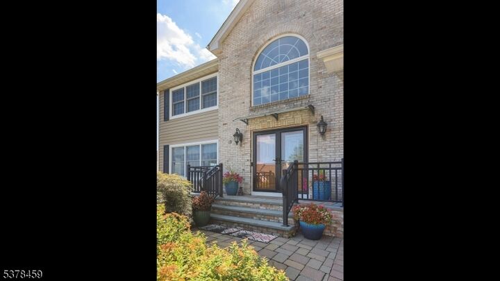 Property Photo:  19 Primrose Way  NJ 07059 