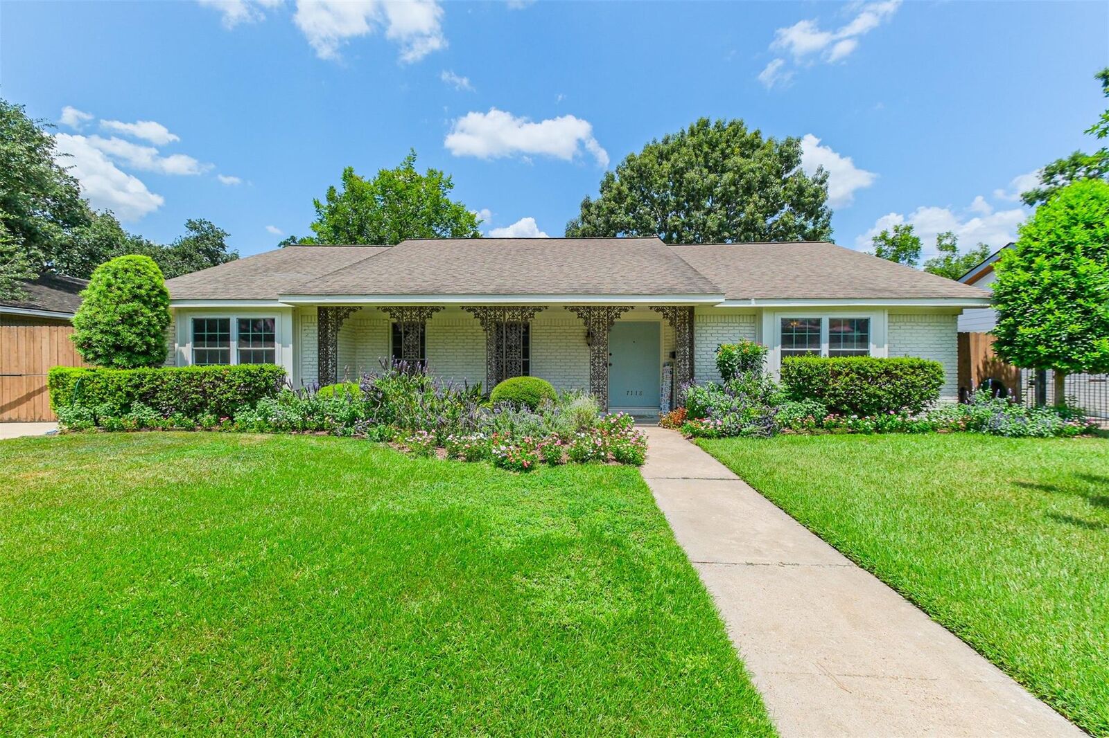Property Photo: 7118 Shavelson Street TX 77055