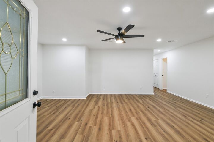 Property Photo:  10931 Royal Circle  TX 77328 