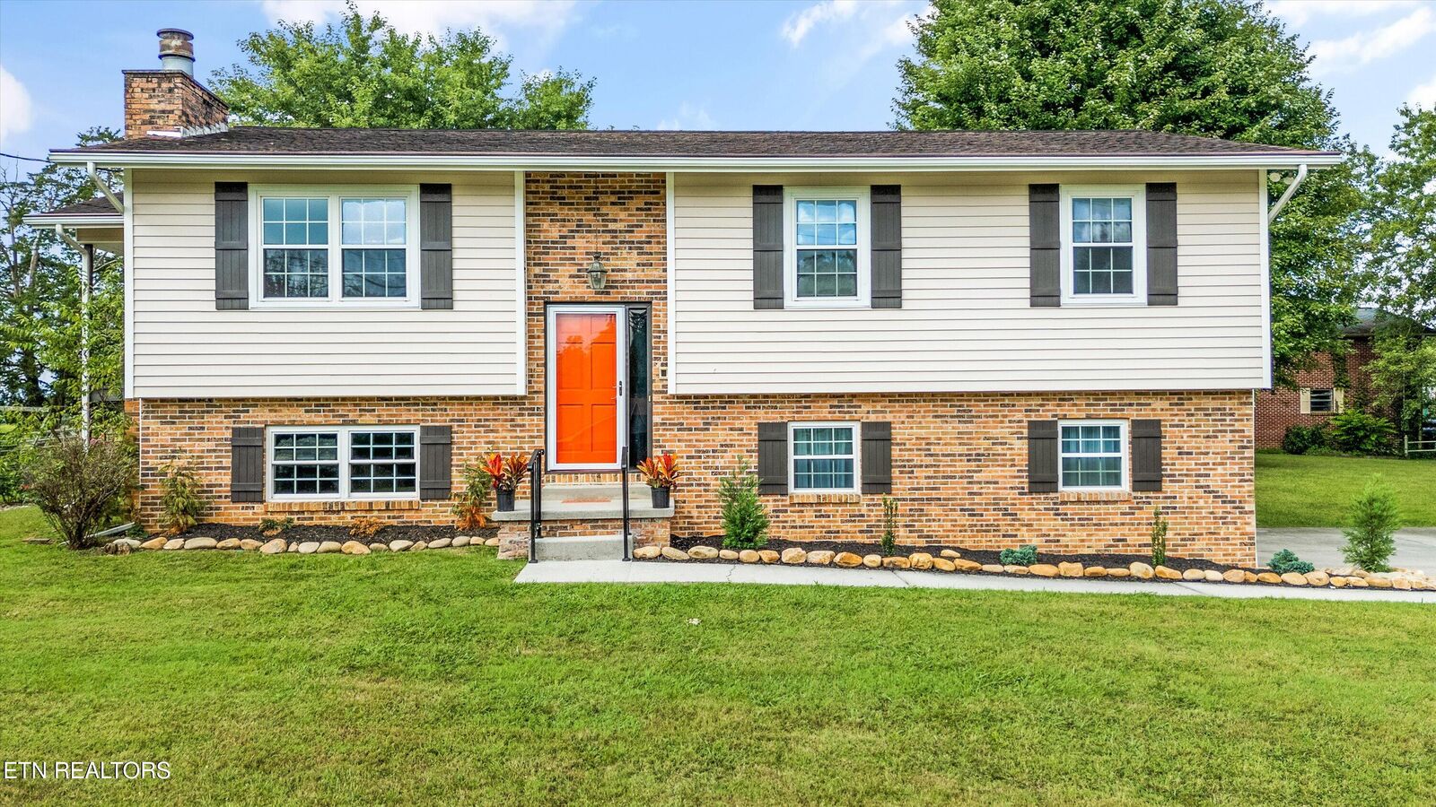 Property Photo: 106 Stowers Drive TN 37721