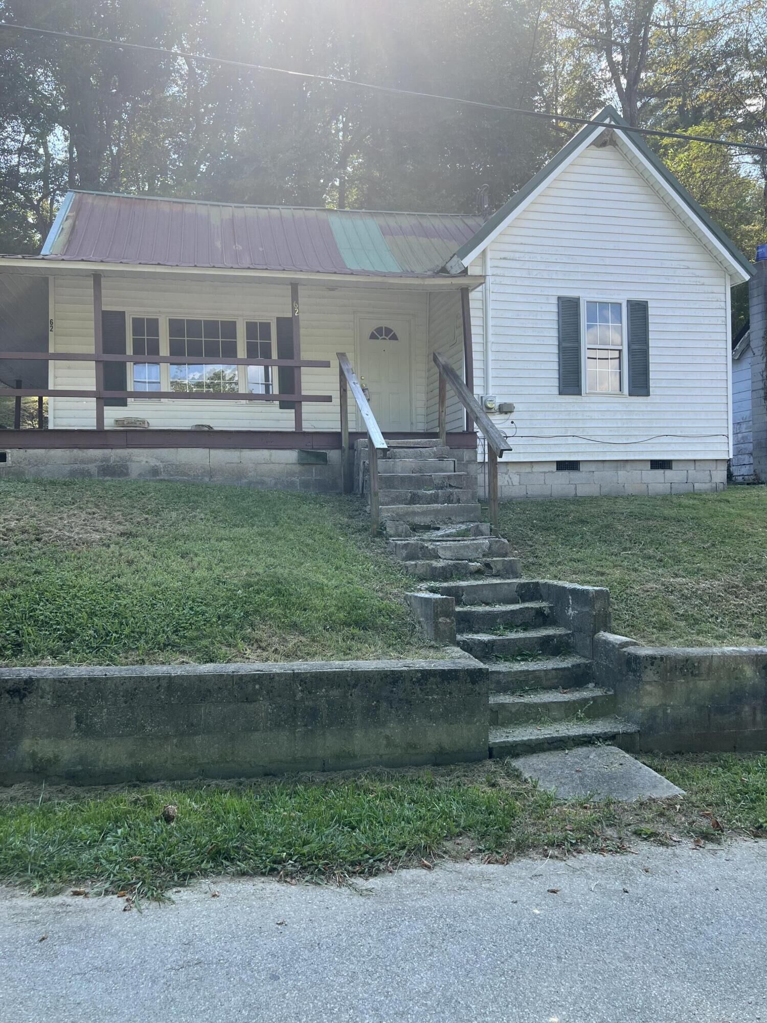 Property Photo:  86 Black Street  KY 40445 