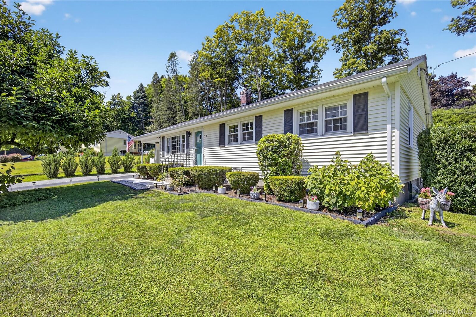 Property Photo:  6 Peters Road  NY 12533 