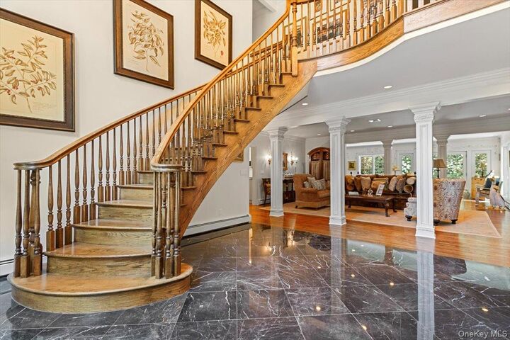 Property Photo:  19 Kingdom Ridge Road  NY 10506 