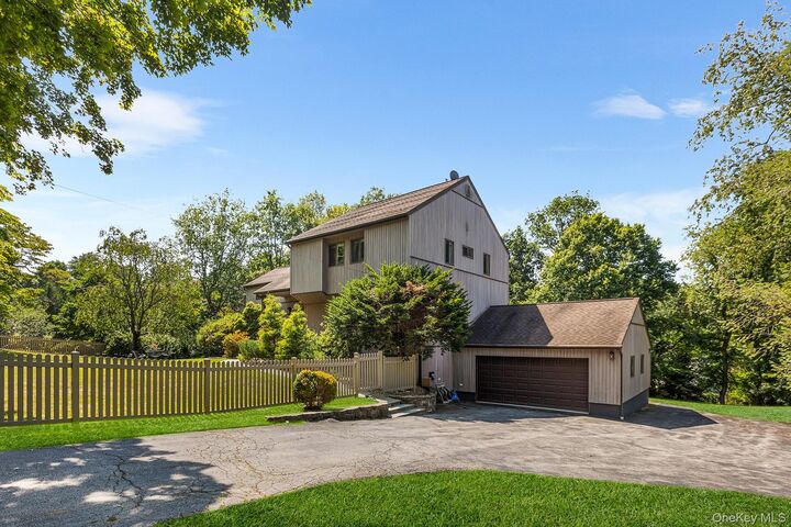 Property Photo:  119 Watch Hill Road  NY 10567 