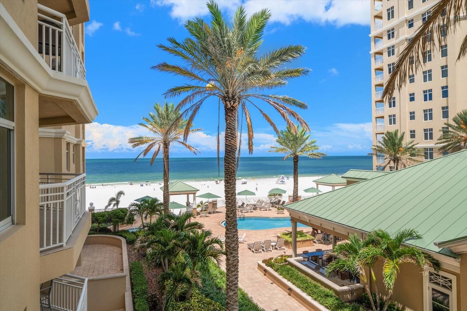 Property Photo:  10 Papaya Street 506  FL 33767 