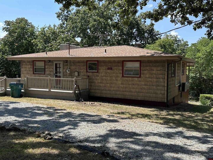 Property Photo:  121 Lakeland Point  AR 72619 