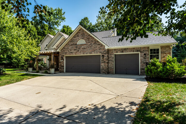 Property Photo:  13656 Acadia Place  IN 46038 