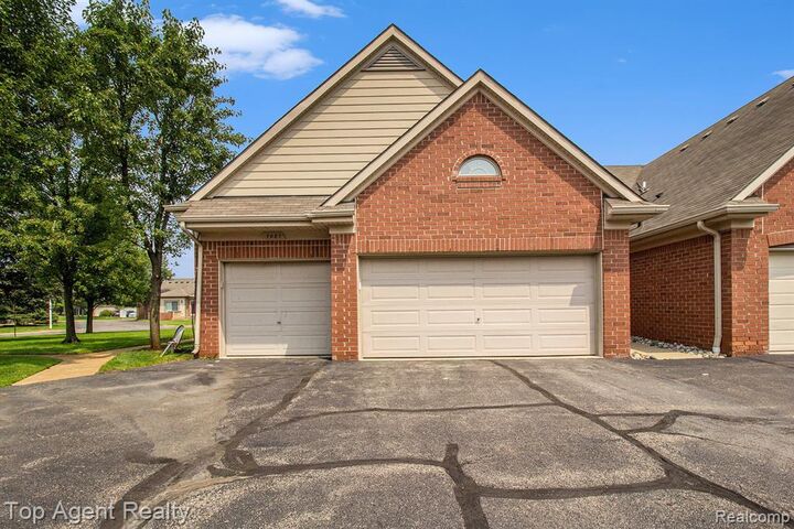 Property Photo: 7087 Moore Court MI 48317 6340