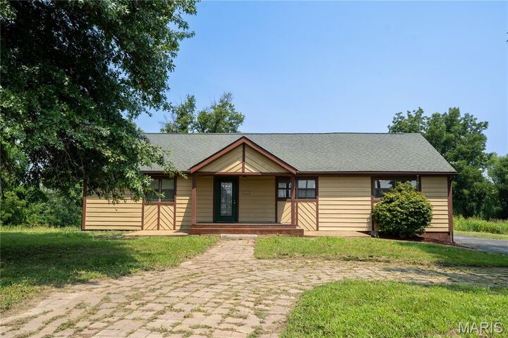 Property Photo:  5171 Old Alton Edwardsville Road  IL 62025 