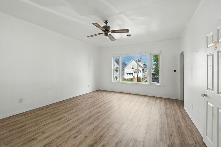 Property Photo:  2071 S 12th St  WI 53204 