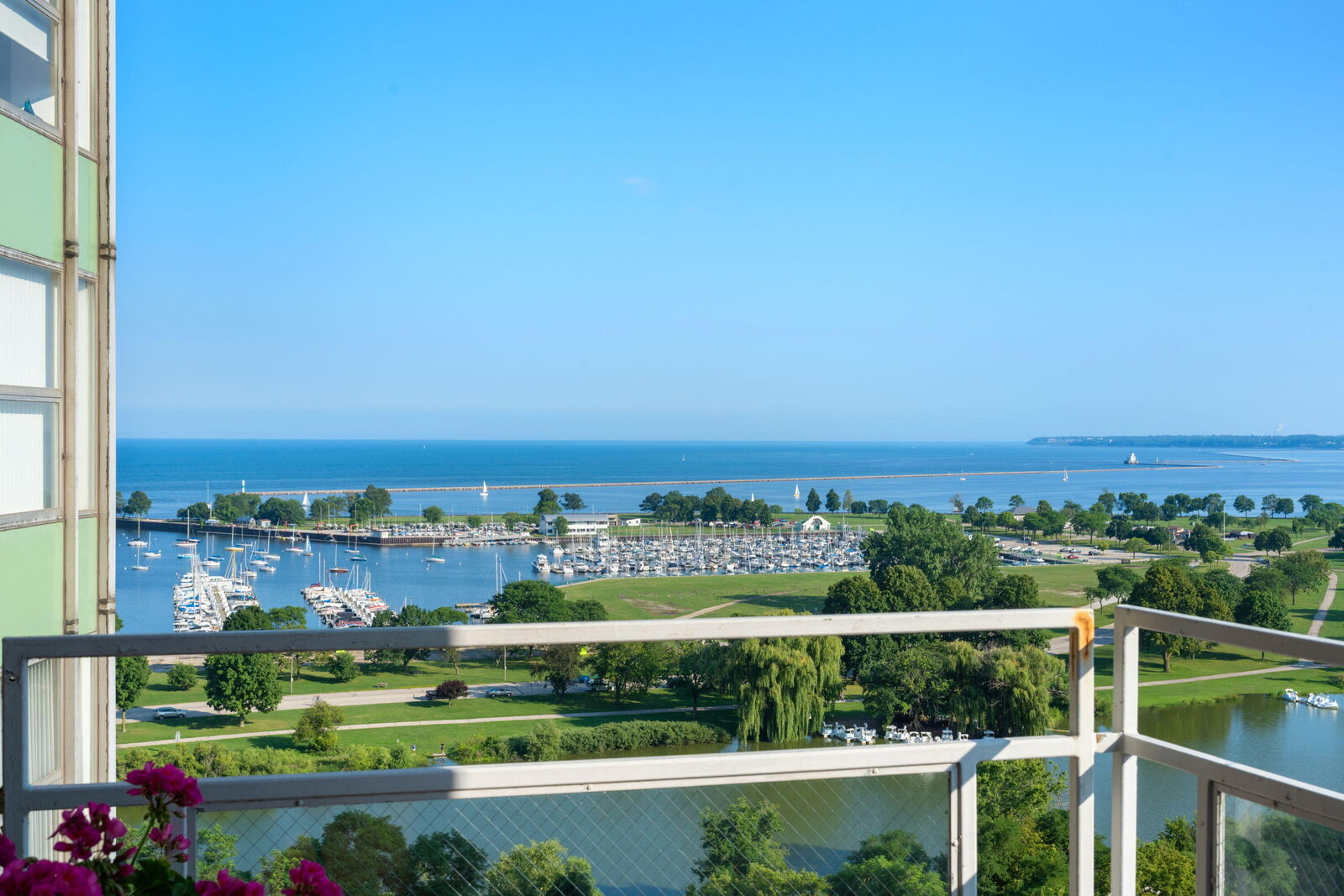 Property Photo:  1610 N Prospect Ave 1001  WI 53202 