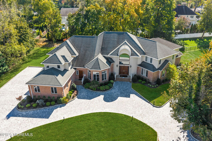 284 Park Avenue  Oakhurst NJ 07755 photo