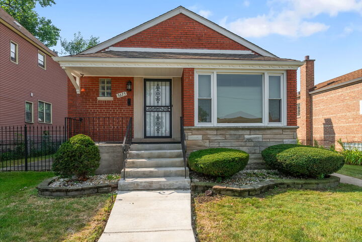 Property Photo: 3635 W 82nd Street IL 60652