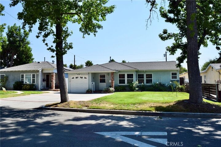 Property Photo:  2024 N Kenwood Street  CA 91505 