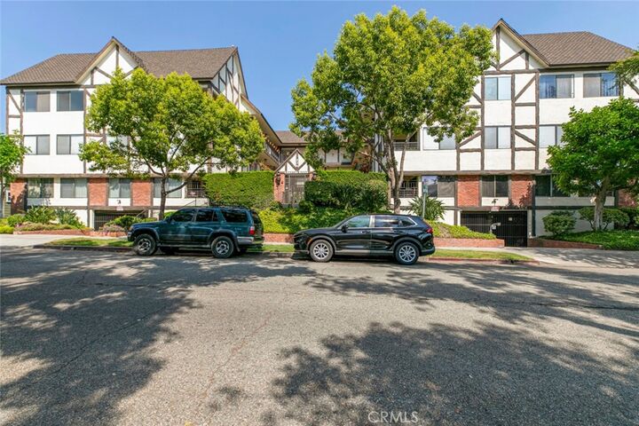 Property Photo:  234 N Kenwood Street 106  CA 91206 