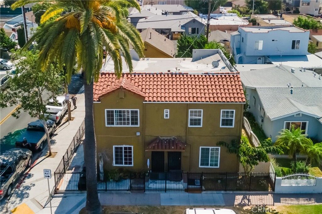 Property Photo:  6900 Templeton St  CA 90255 