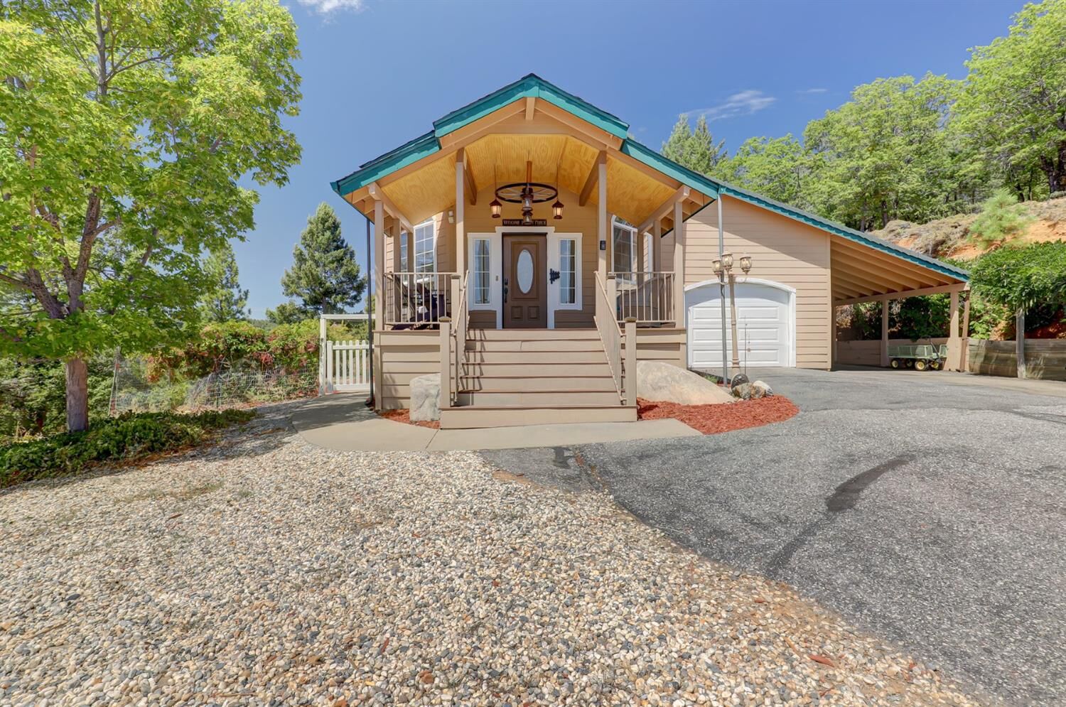 Property Photo:  14210 Murphy Place  CA 95945 