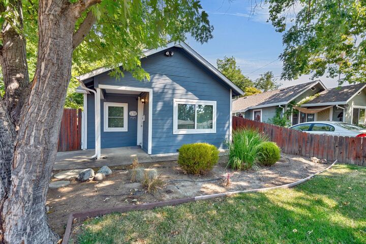 Property Photo: 5325 9th Avenue CA 95820