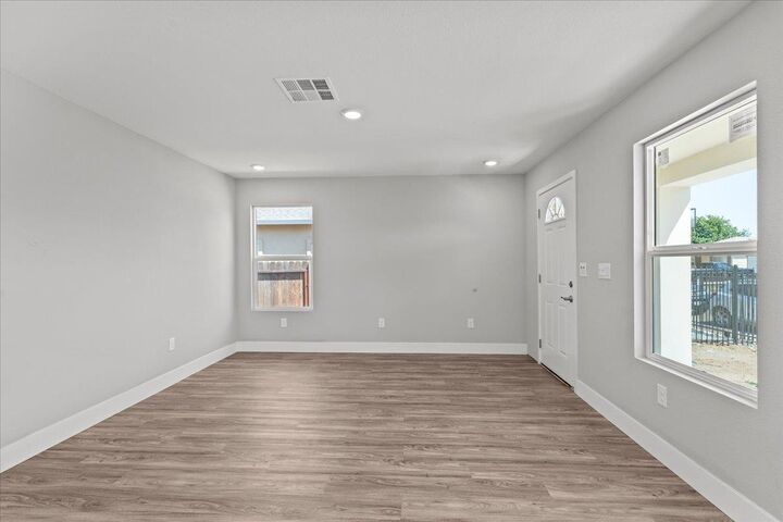 Property Photo: 7909 35th Ave CA 95824