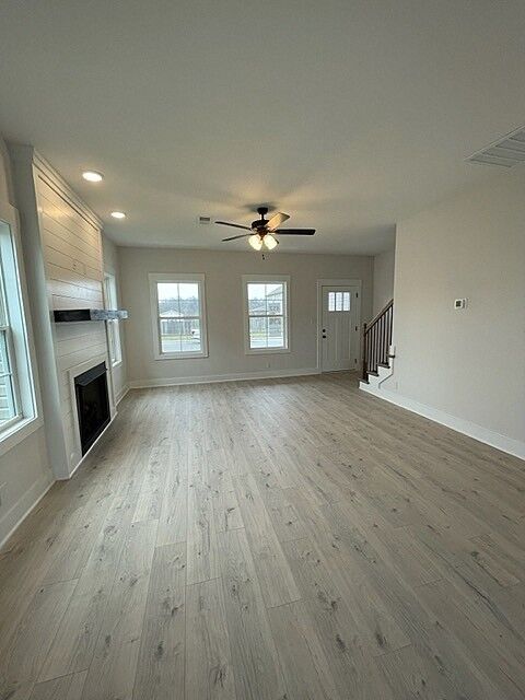 Property Photo: 1060 Cherry Blossom Ln TN 37040