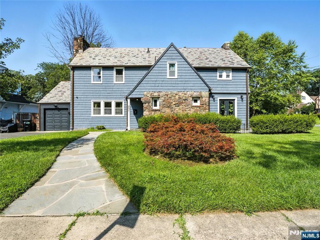Property Photo:  281 Beechwood Terrace  NJ 07050 