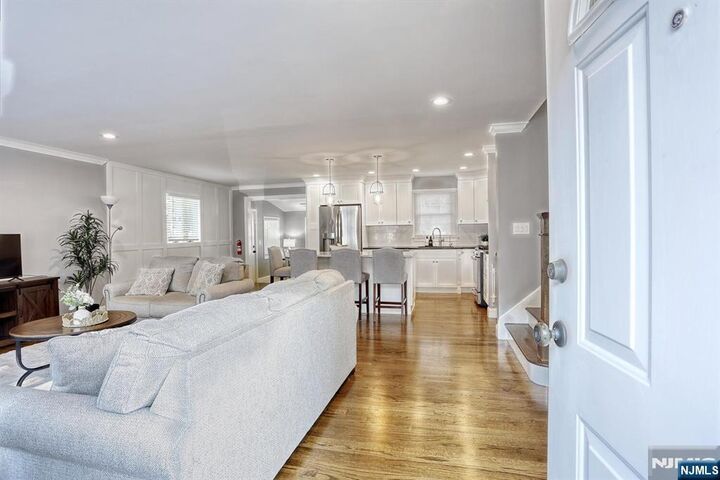 Property Photo:  36 Hemlock Street  NJ 07463 