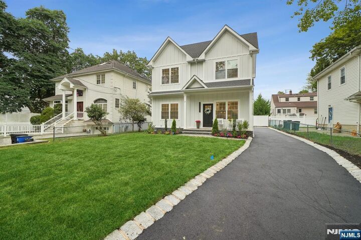 Property Photo:  7 Franklin Avenue  NJ 07039 