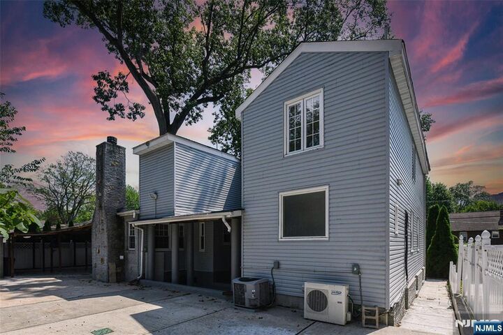 Property Photo:  156 E Linden Avenue  NJ 07628 