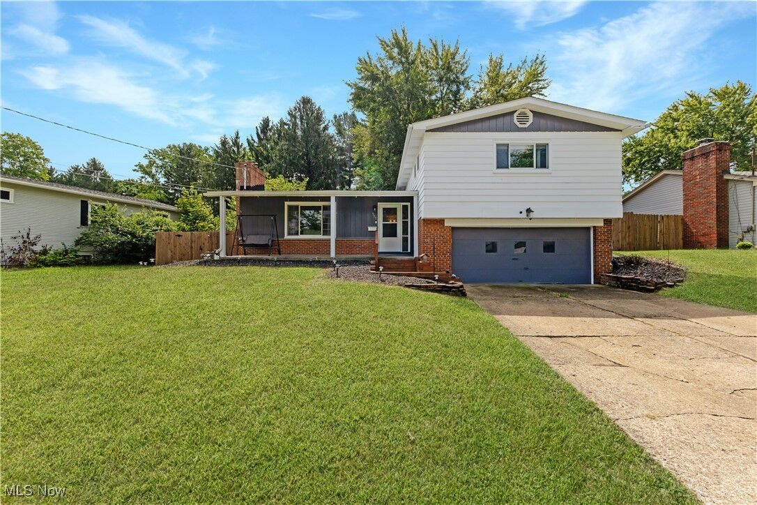 Property Photo:  599 Garnette Road  OH 44313 