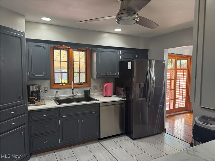 Property Photo: 5289 Berkshire Drive OH 44070