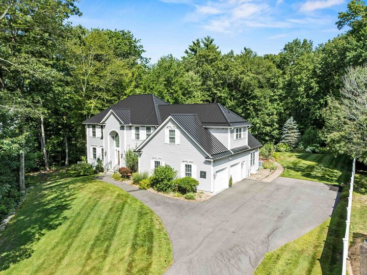 Property Photo:  6 Kashmir Drive  NH 03079 