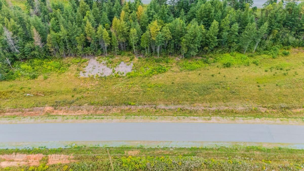 Property Photo:  48 Runway Court  NS B2N 6L3 