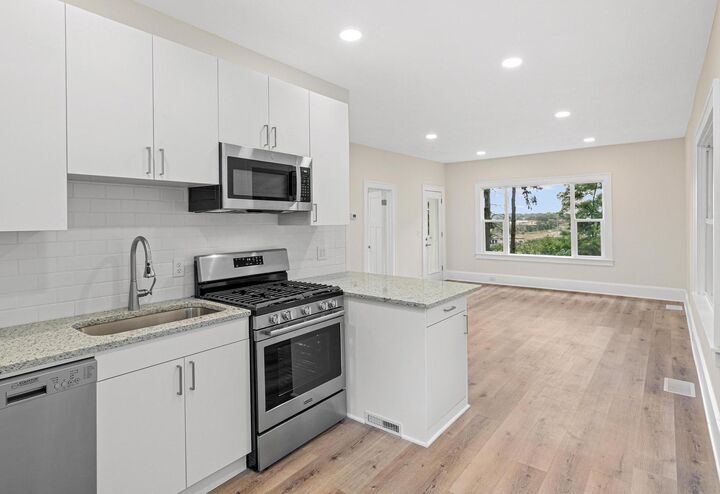 Property Photo: 312 Jessamine Avenue E MN 55130