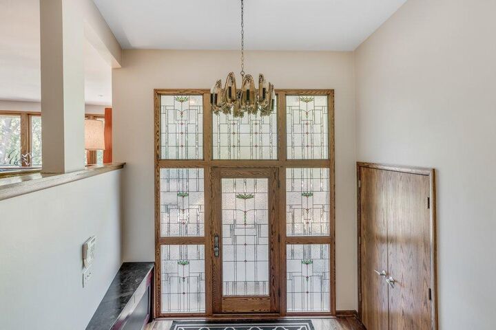 Property Photo:  400 Natchez Avenue N  MN 55422 