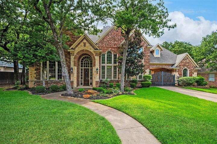 Property Photo: 6508 Horseshoe Bend TX 76034